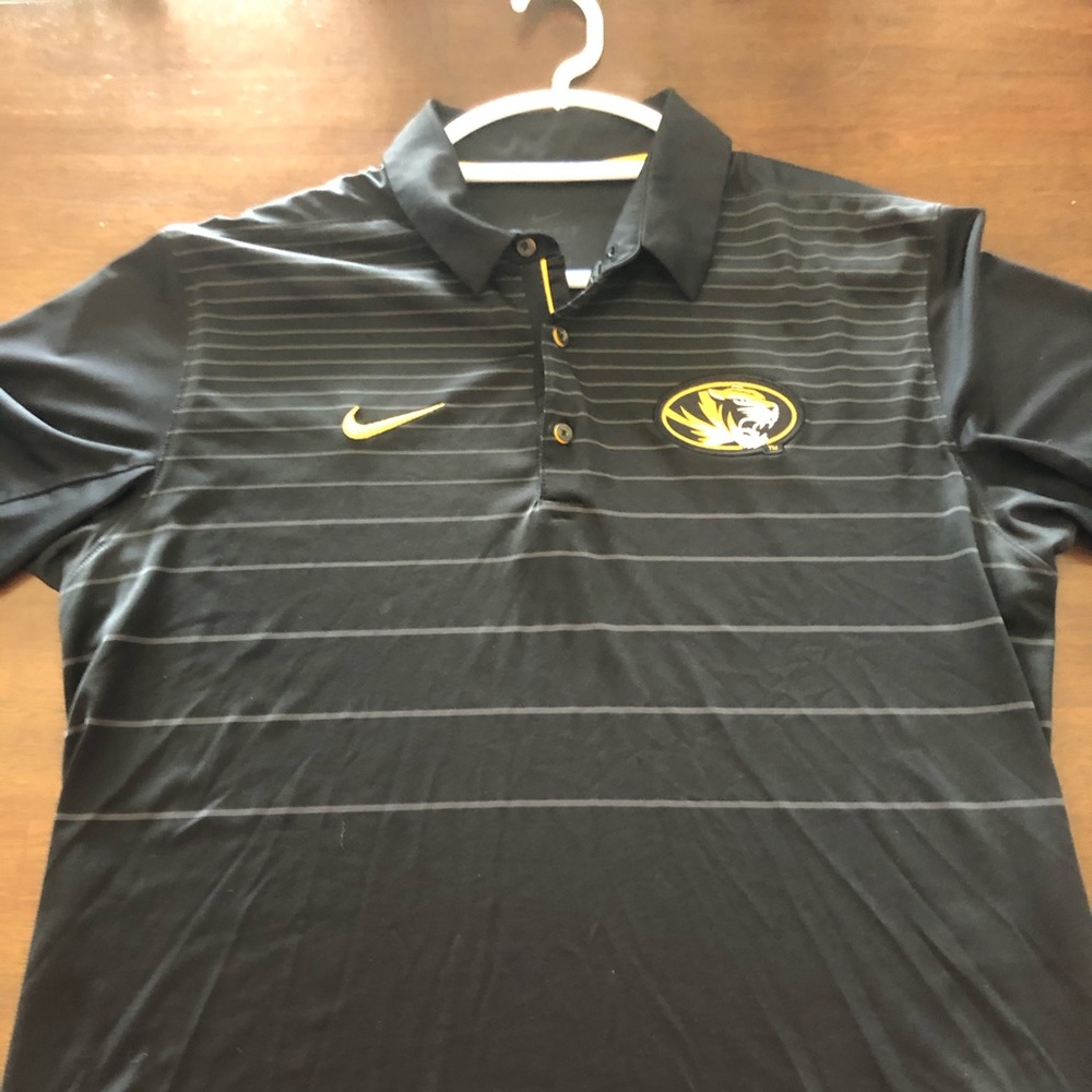 Missouri Tigers Polo. Size Large